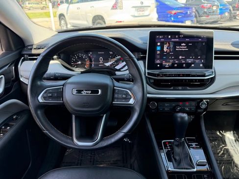 Used 2022 Jeep Compass Limited AWD/4WD image 15