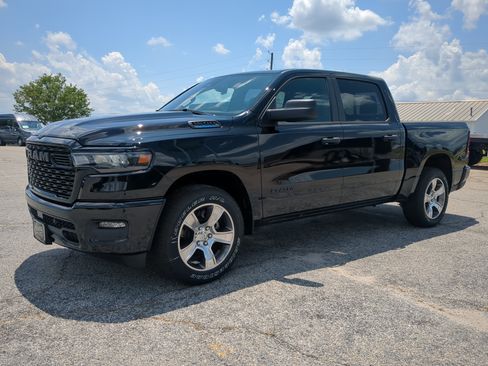 New 2026 RAM 1500 Express RWD image 6