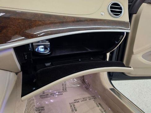 Used 2017 Mercedes-Benz S 550 4MATIC Sedan image 26