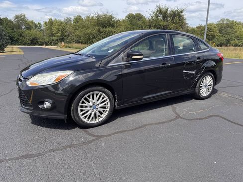 Used 2012 Ford Focus SEL FWD image 6