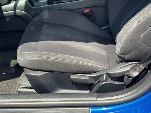 Used 2018 Ford Mustang Coupe RWD image 13