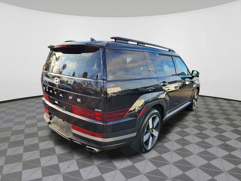 Used 2024 Hyundai Santa Fe Limited image 4