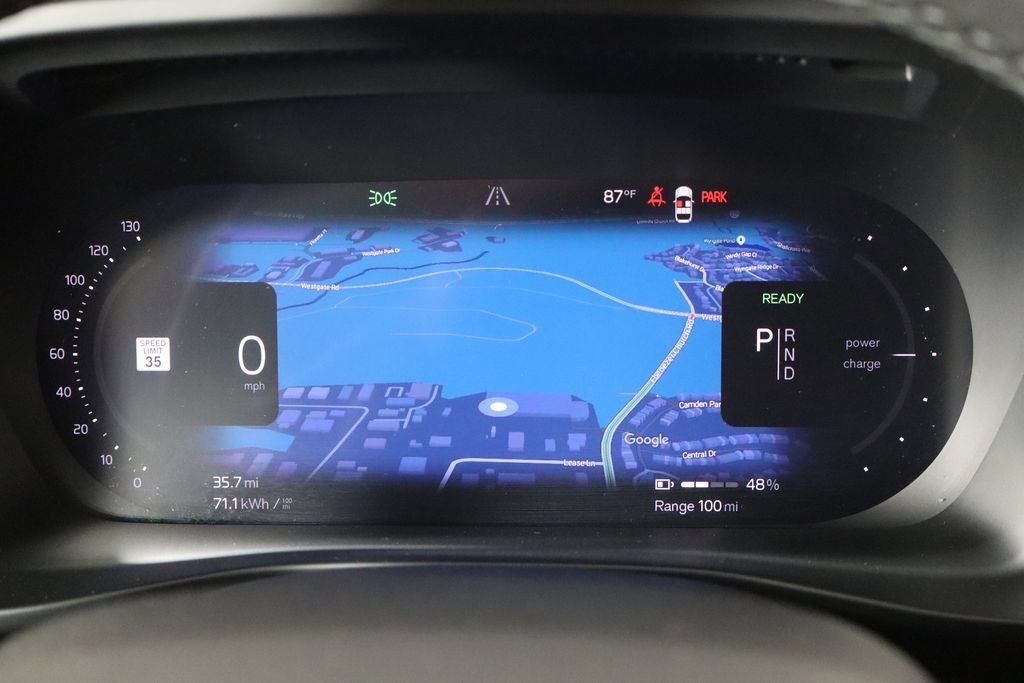 Used 2023 Volvo C40 P8 Recharge Ultimate AWD/4WD image 11