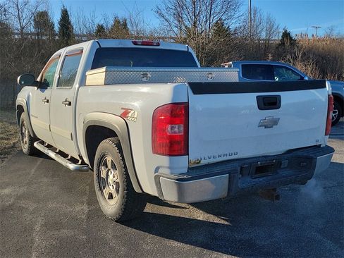 Used 2007 Chevrolet Silverado 1500 LT w/ 1LT Convenience Package image 6
