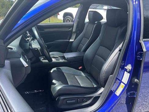 Used 2018 Honda Accord Sport image 8