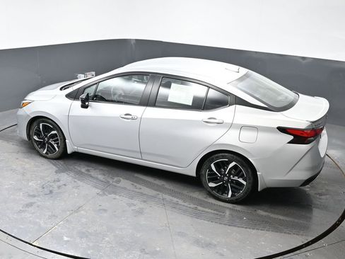 Used 2023 Nissan Versa SR w/ Trunk Package image 44