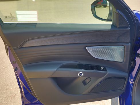 New 2024 Maserati Grecale GT image 15