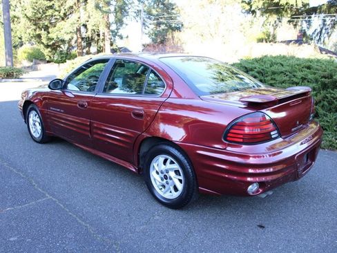 Used 2002 Pontiac Grand Am SE image 4