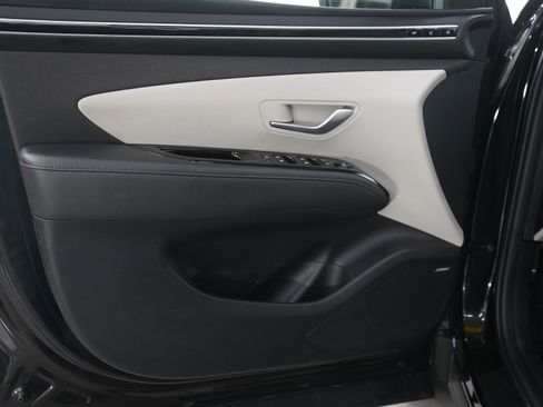 Used 2024 Hyundai Tucson Limited image 18