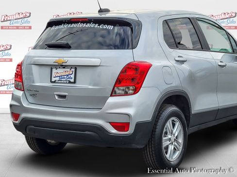 Used 2020 Chevrolet Trax LS w/ Tint and Cruise Package image 7