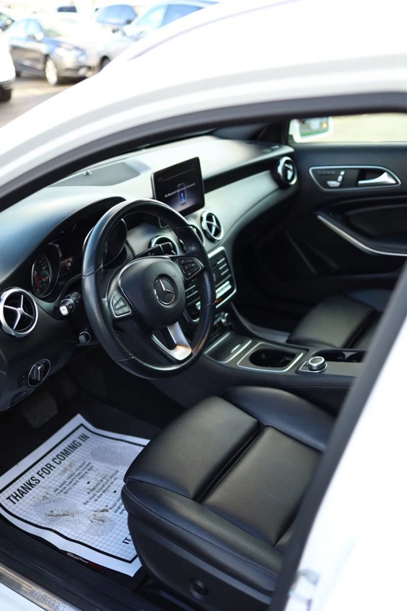 Used 2019 Mercedes-Benz GLA 250 image 18