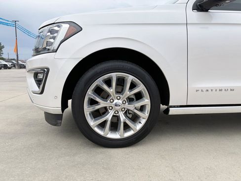 Used 2019 Ford Expedition Platinum image 7
