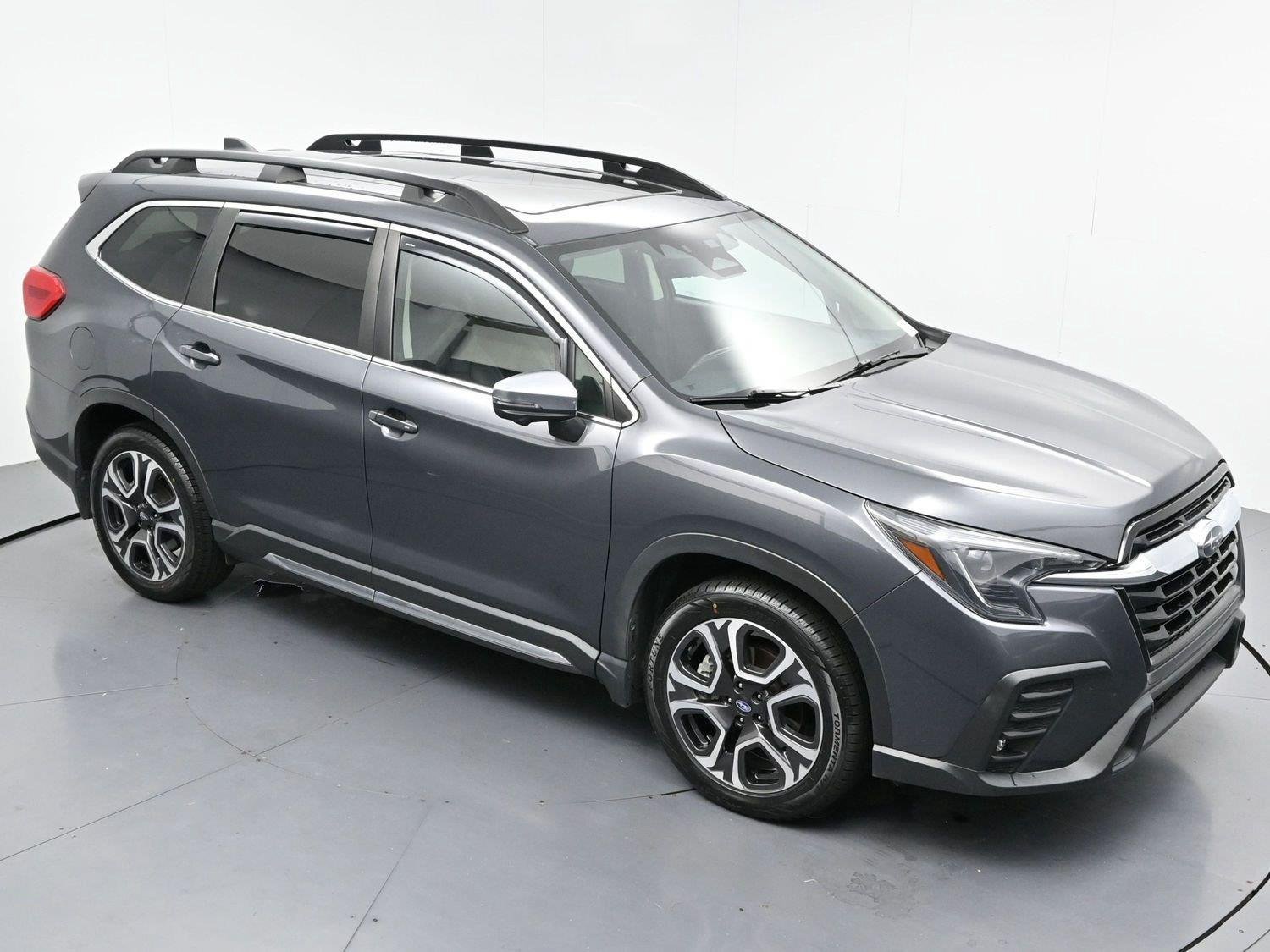 Used 2023 Subaru Ascent Limited w/ Technology Package AWD/4WD image 39