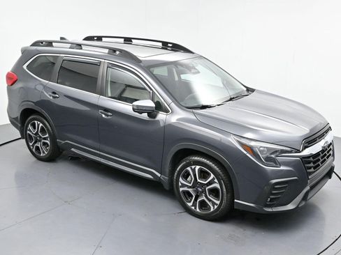 Used 2023 Subaru Ascent Limited w/ Technology Package AWD/4WD image 39