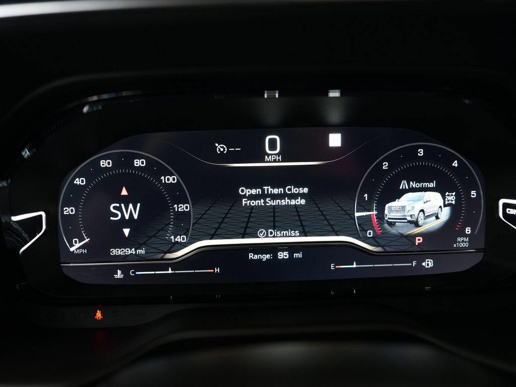 Used 2022 GMC Yukon XL Denali AWD/4WD image 17