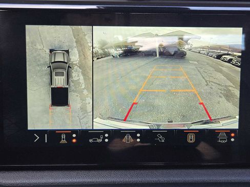 Certified 2024 GMC Sierra 1500 AT4 w/ Technology Package image 18