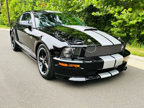 Used 2007 Ford Mustang GT RWD image 50