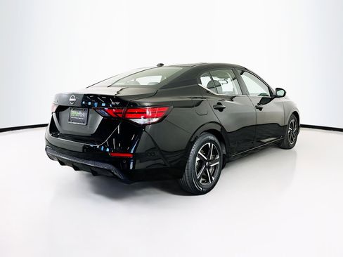 Used 2024 Nissan Sentra SV image 9