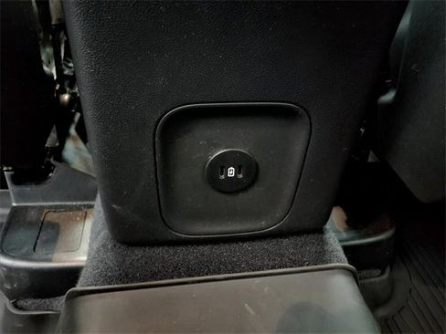 Used 2023 Ford Escape Active image 15