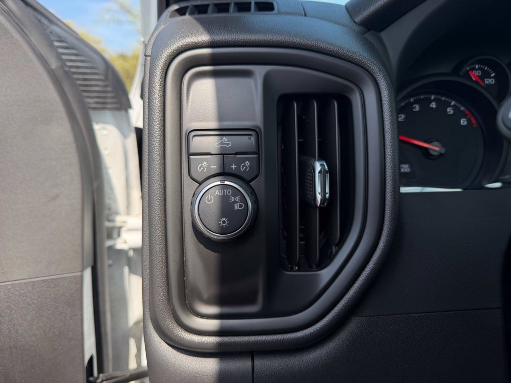 Used 2023 Chevrolet Silverado 1500 W/T RWD image 15