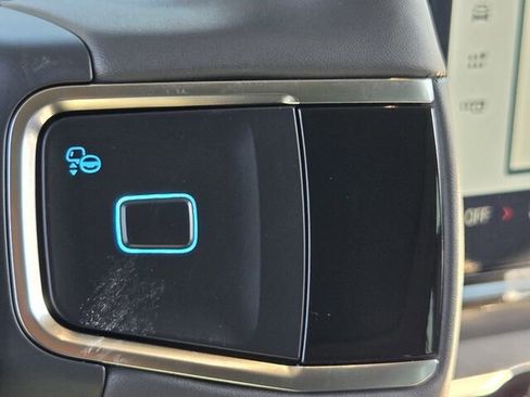 New 2026 Ford Expedition Active image 25