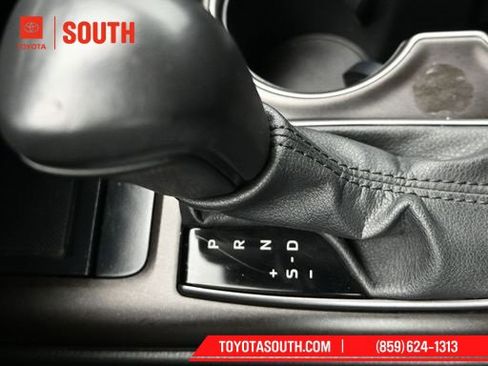 Used 2024 Toyota Camry SE image 17