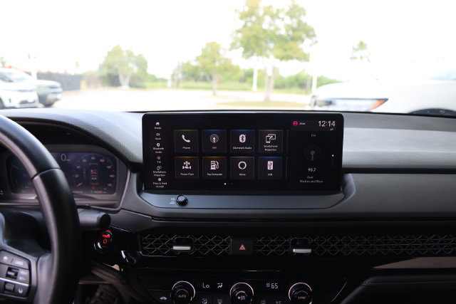 Used 2023 Honda Accord Sport image 16