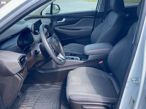 Used 2019 Hyundai Santa Fe SE FWD image 9