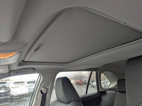 Used 2021 Toyota RAV4 XLE image 26