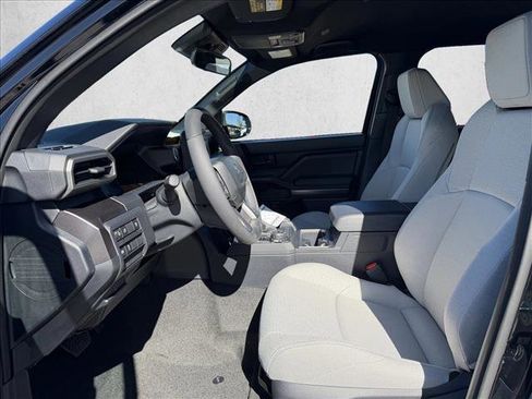 New 2026 Toyota 4Runner SR5 AWD/4WD image 11