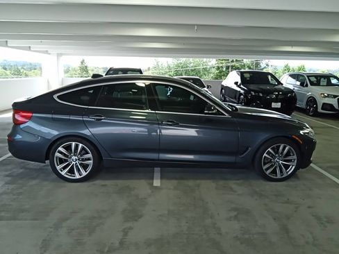 Used 2017 BMW 330i Gran Turismo xDrive AWD/4WD image 4