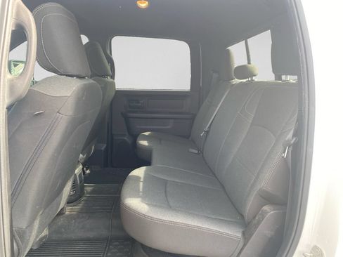Used 2024 RAM 3500 Tradesman w/ Chrome Appearance Group AWD/4WD image 23