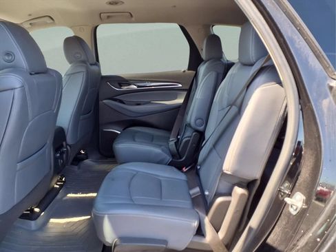 Used 2020 Buick Enclave Essence AWD/4WD image 13