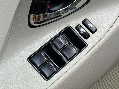 Used 2007 Toyota Camry Hybrid image 10