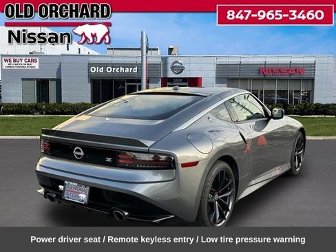 Used 2025 Nissan Z Performance w/ Floor Mat Package RWD image 6