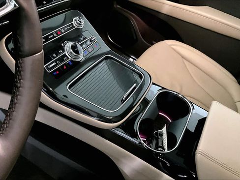 Used 2022 Lincoln Nautilus Reserve w/ Equipment Group 201A image 15