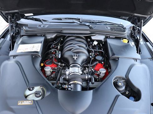 Used 2017 Maserati GranTurismo Sport image 42