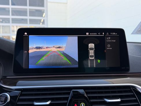 Certified 2023 BMW 530i xDrive w/ Premium Package image 34