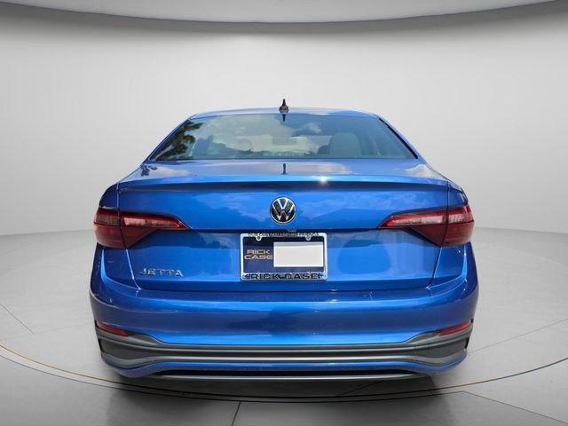 Used 2022 Volkswagen Jetta Sport FWD image 5