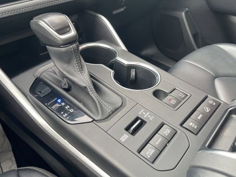 Used 2022 Toyota Highlander XLE image 69