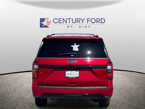 Certified 2021 Ford Expedition Limited AWD/4WD image 3
