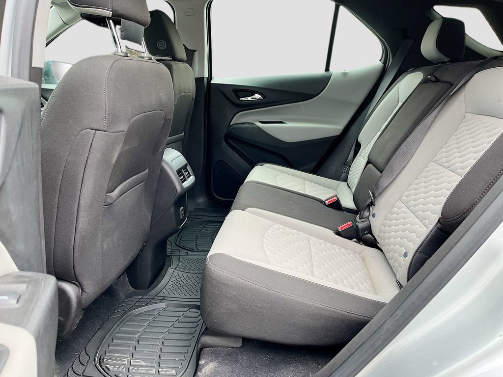 Used 2021 Chevrolet Equinox LS w/ LS Convenience Package AWD/4WD image 22