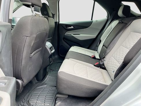 Used 2021 Chevrolet Equinox LS w/ LS Convenience Package AWD/4WD image 22