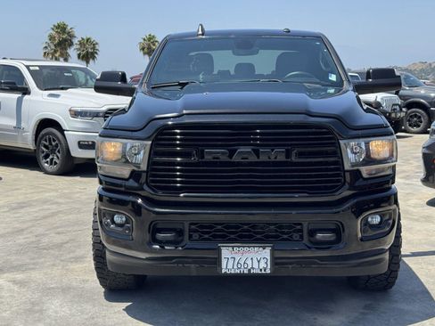 Used 2019 RAM 2500 Big Horn w/ Black Appearance Package AWD/4WD image 2