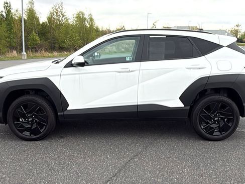 Certified 2024 Hyundai Kona SEL AWD/4WD image 11