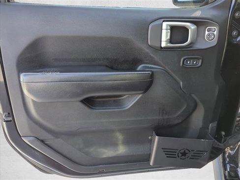 Used 2020 Jeep Gladiator Rubicon w/ Trailer Tow Package image 10