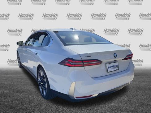 Certified 2025 BMW 530i xDrive w/ Premium Package image 8