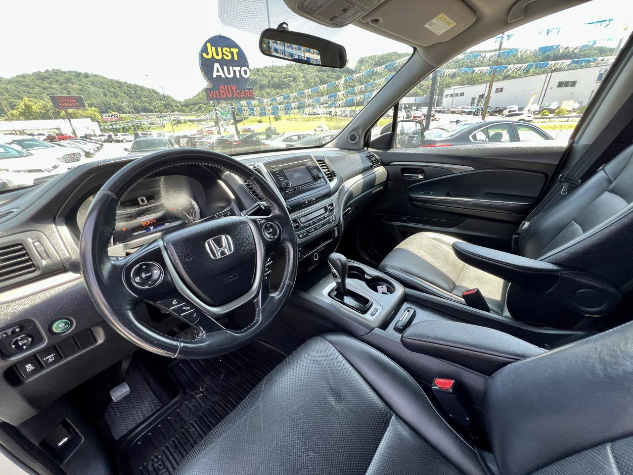 Used 2017 Honda Ridgeline RTL image 17