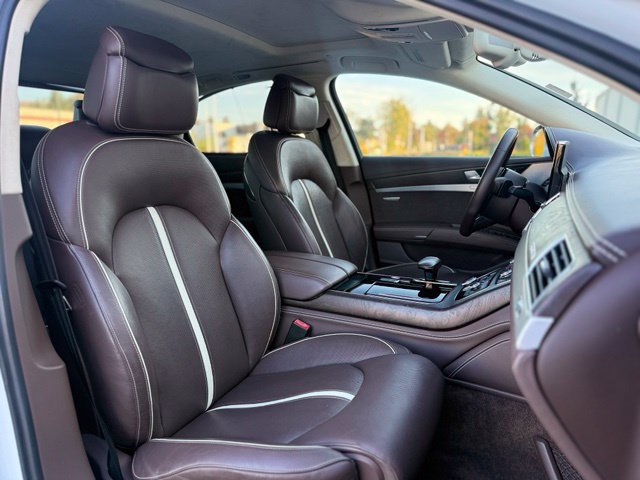 Used 2013 Audi S8 AWD/4WD image 15