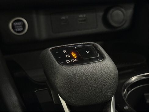 Used 2023 Nissan Rogue SV FWD image 24